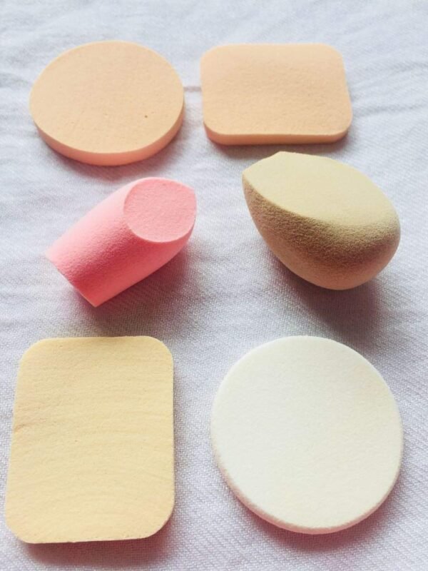 6 pieces Set Women's Round Soft Makeup Beauty Eye Face Foundation Blender Facial Smooth Powder Puff Cosmetics Blush Applicators Sponges Use for Dry and Wet (Set of 3 , each having 6 pcs) - Image 6