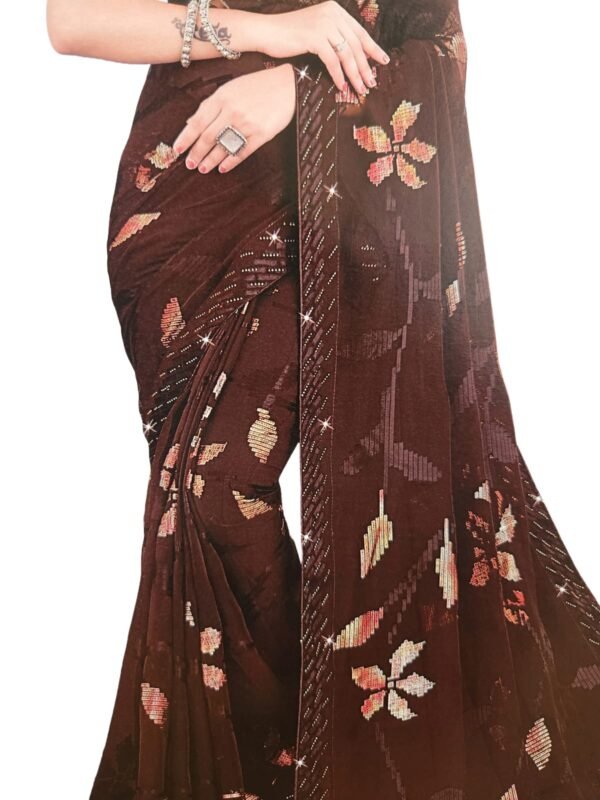 Soft Georgette Fancy sparkly Flower work with Embroidery on Border ,Saree With Satin Banglori Silk Unstitched Blouse Piece | Heavy Viscose Thread Work With Readymade stone Lace Fitting ,Mehroon color (Pack of one) - Image 3