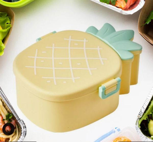 PINEAPPLE SHAPED KIDS LUNCH BOX WITH FORK & SPOON 5750