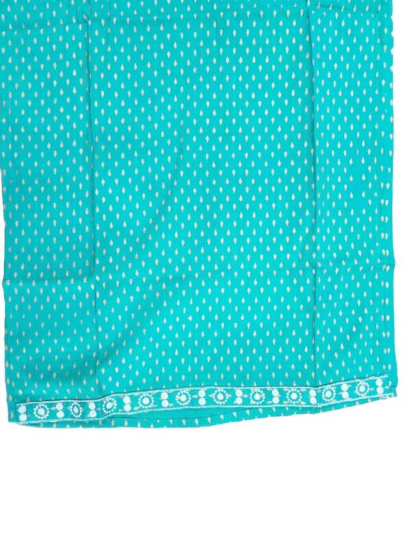 Women kurti with attractive print (kurta only) blend cotton - Image 6